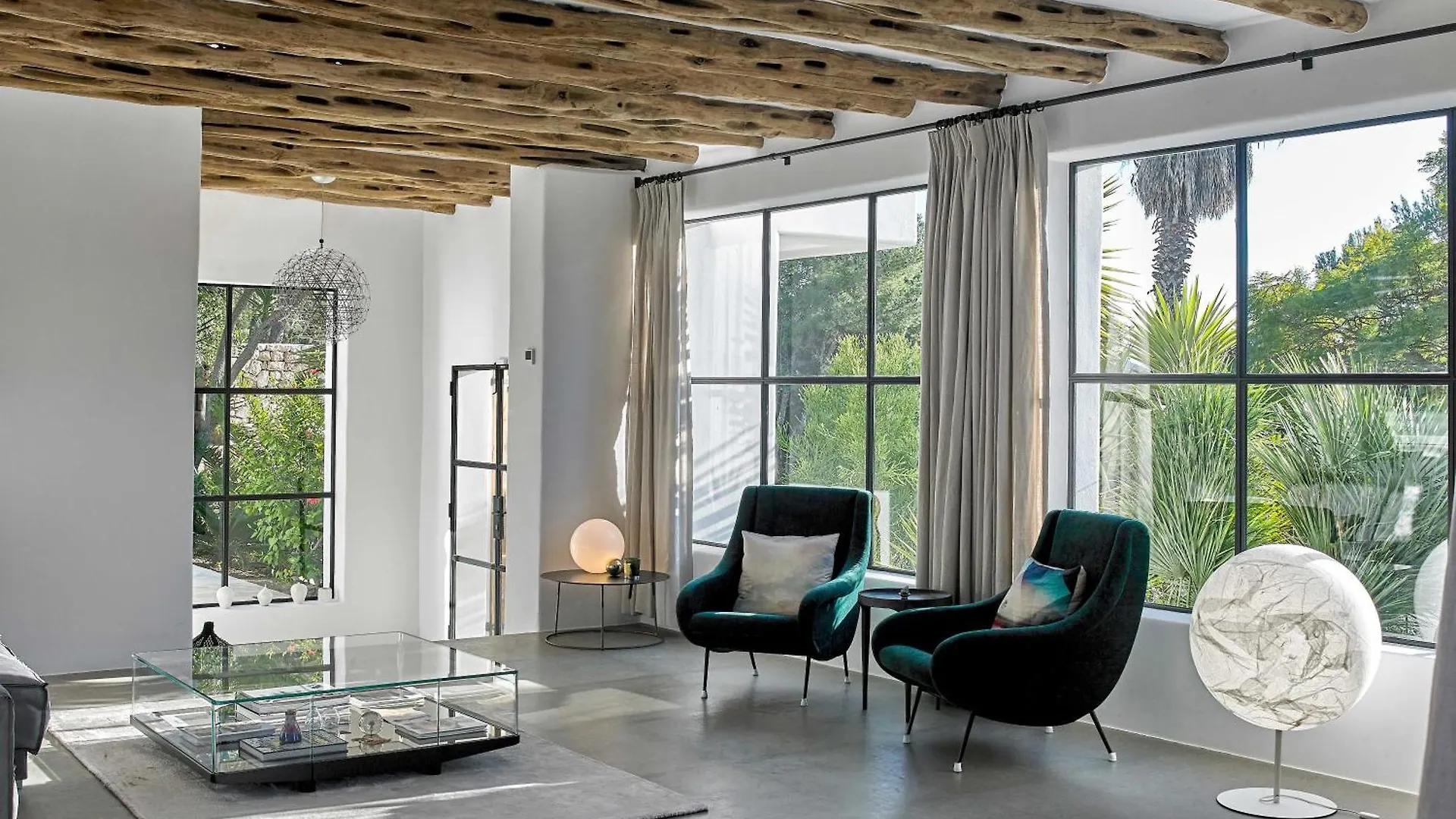 Stylish 5 Bedroom Luxury Villa With Pool And Sauna Santa Eularia des Riu