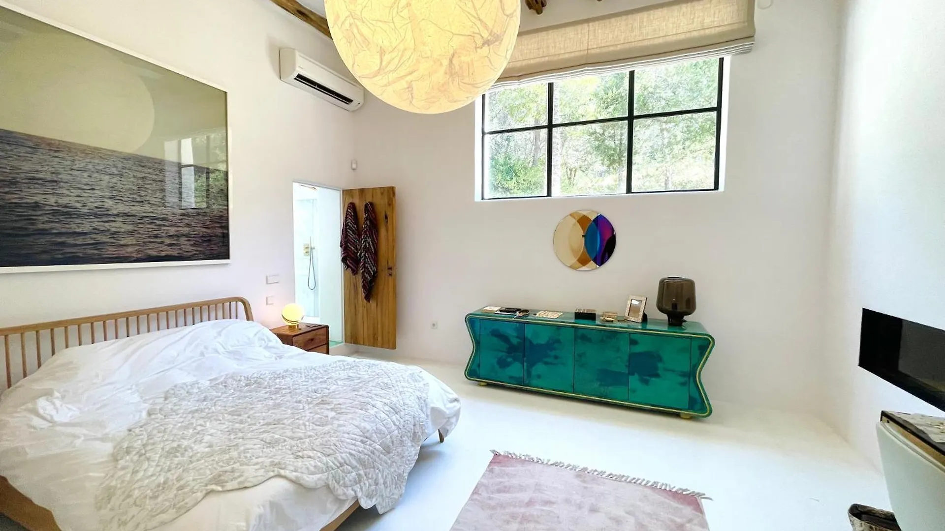 Stylish 5 Bedroom Luxury Villa With Pool And Sauna Santa Eularia des Riu